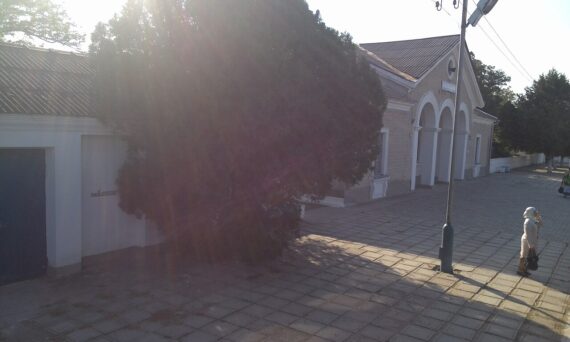 Azov railway station