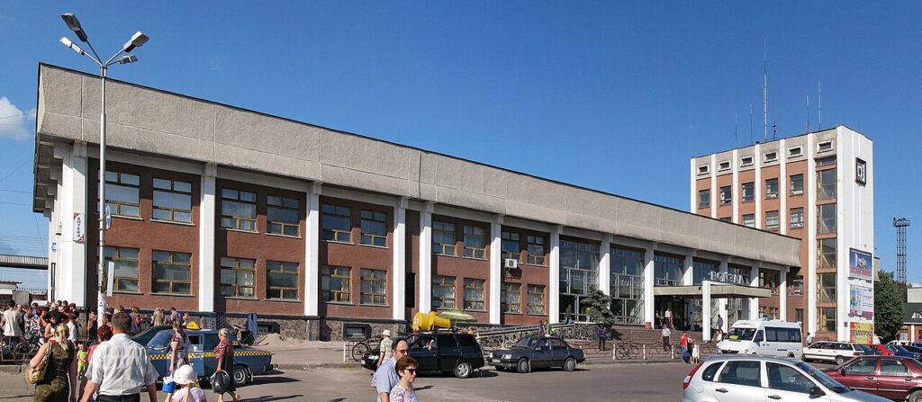 Железнодорожная станция Коростень