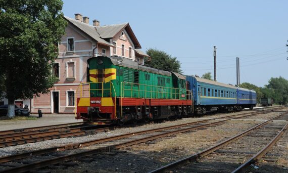 Залізнична станція Вижниця