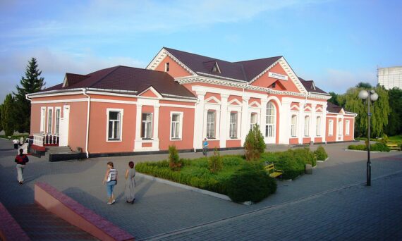 Железнодорожная станция Хмельник