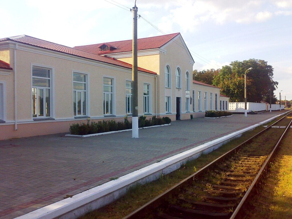 Novomyrhorod railway station