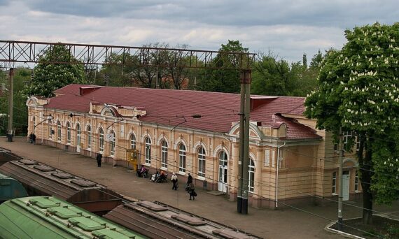 Железнодорожная станция Долинская