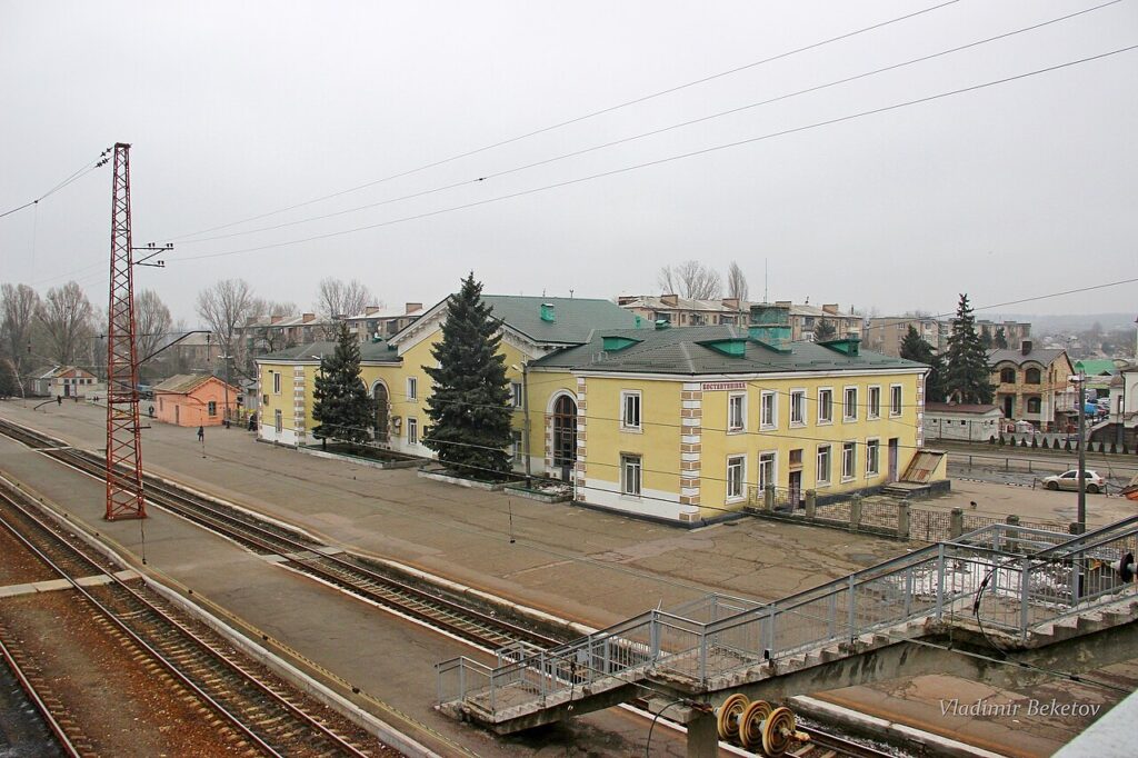 Constantinovka railway station